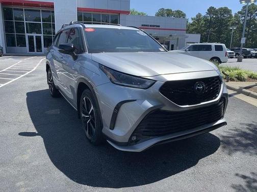 Celestial Silver 2022 Toyota Highlander XSE