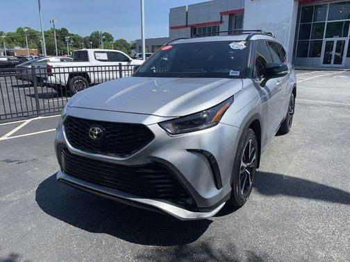 Celestial Silver 2022 Toyota Highlander XSE