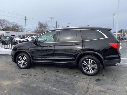 2016 Honda Pilot EX-L w/ Navigation