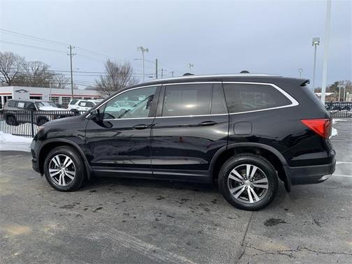 2016 Honda Pilot EX-L w/ Navigation