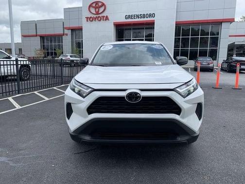 Ice Cap 2023 Toyota RAV4 LE