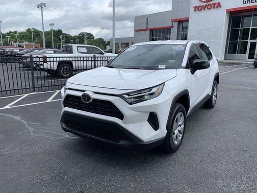 Ice Cap 2023 Toyota RAV4 LE