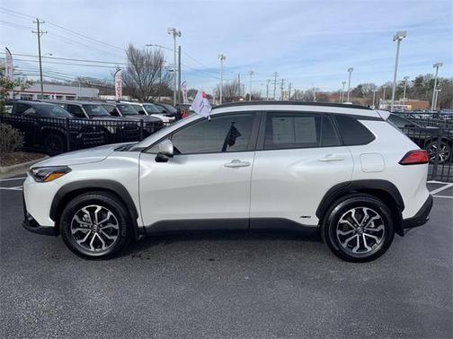 2024 Toyota Corolla Cross Hybrid SE