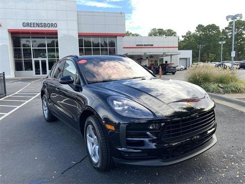 2021 Porsche Macan Base