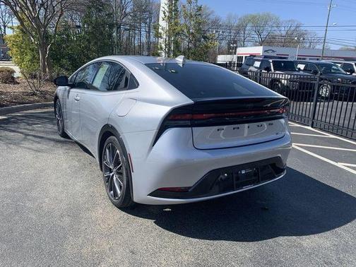 2024 Toyota Prius XLE