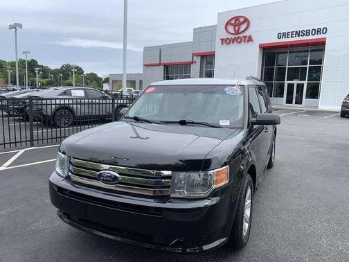 Tuxedo Black 2010 Ford Flex SE