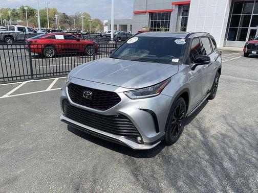 Celestial Silver 2023 Toyota Highlander XSE