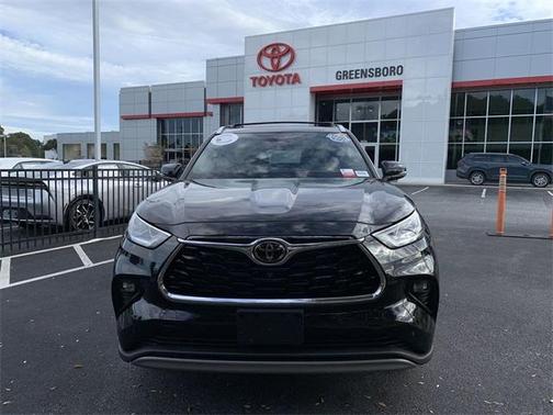 2022 Toyota Highlander Platinum