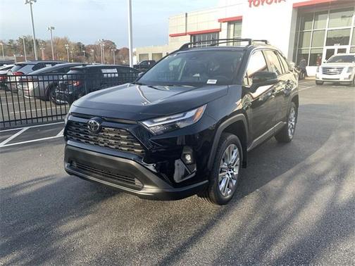 2025 Toyota RAV4 XLE Premium