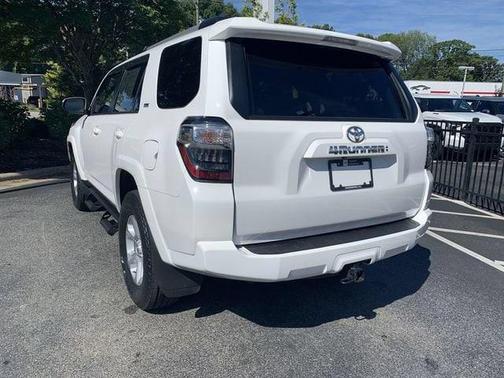 Ice Cap 2023 Toyota 4Runner SR5