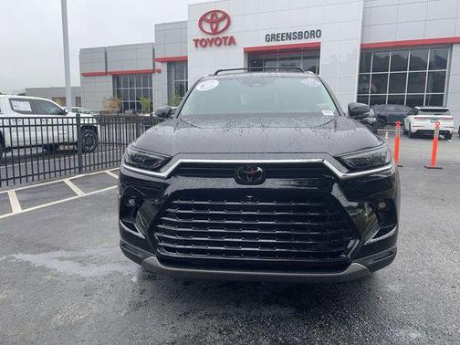 Midnight Black Metallic 2024 Toyota Grand Highlander Platinum