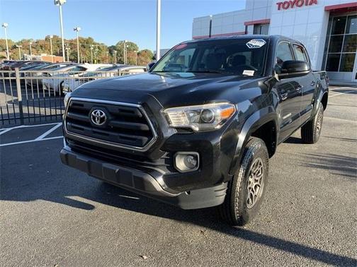 2017 Toyota Tacoma SR5