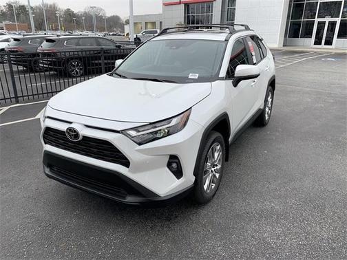 2025 Toyota RAV4 XLE Premium