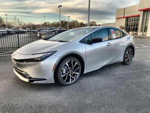 2025 Toyota Prius Plug-In Hybrid XSE PREMIUM