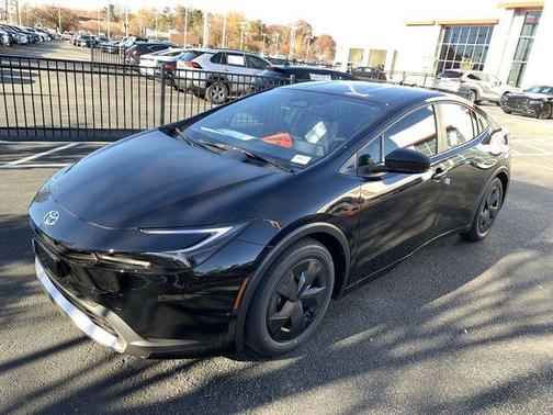 2026 Toyota Prius Plug-In Hybrid SE