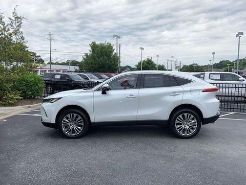 Wind Chill Pearl 2023 Toyota Venza Limited