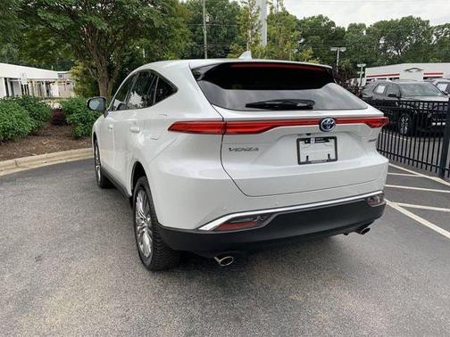 Wind Chill Pearl 2023 Toyota Venza Limited