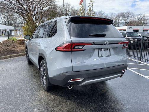 Cement 2026 Toyota Grand Highlander Hybrid MAX HYBRID MAX