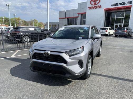 Silver Sky 2022 Toyota RAV4 LE