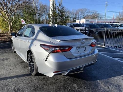 2021 Toyota Camry SE