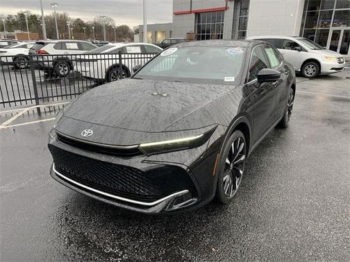 2023 Toyota Crown Platinum