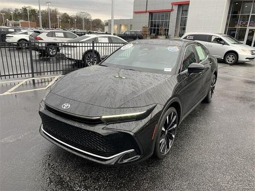 2023 Toyota Crown Platinum