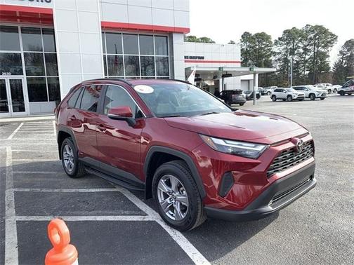 2025 Toyota RAV4 Hybrid LE