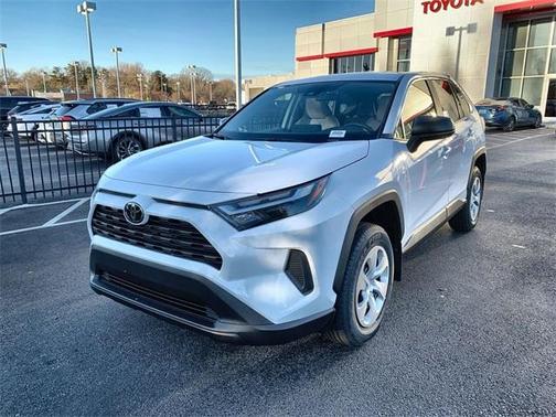 2025 Toyota RAV4 LE