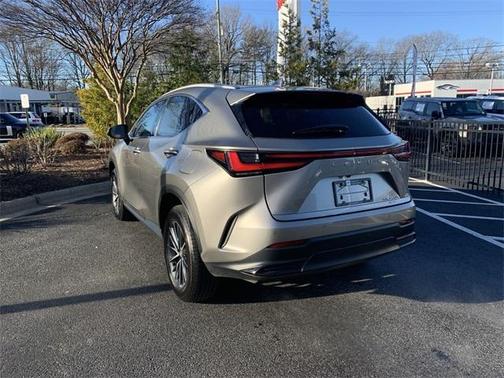 2025 Lexus NX 350h Base