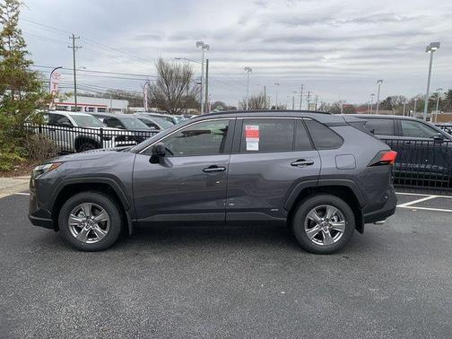 2025 Toyota RAV4 Hybrid LE