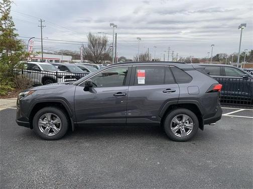 2025 Toyota RAV4 Hybrid LE