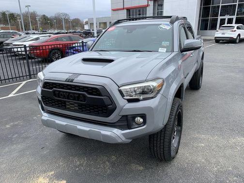 2018 Toyota Tacoma TRD Sport