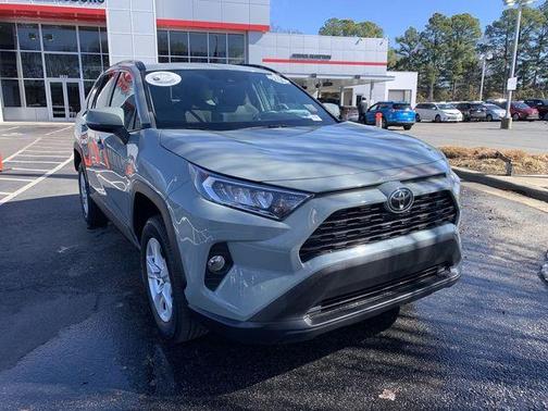 2021 Toyota RAV4 XLE