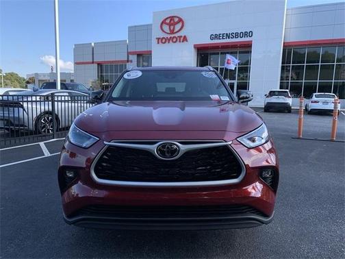 2025 Toyota Highlander Hybrid XLE