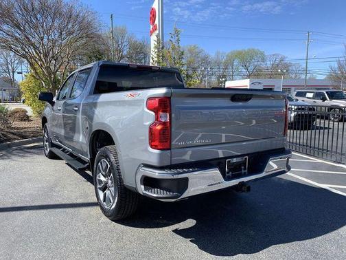 2024 Chevrolet Silverado 1500 LT