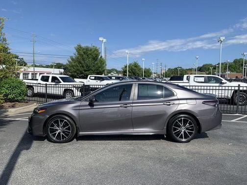 Predawn Gray Mica 2023 Toyota Camry SE