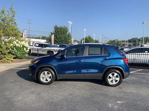 Pacific Blue 2020 Chevrolet Trax LT