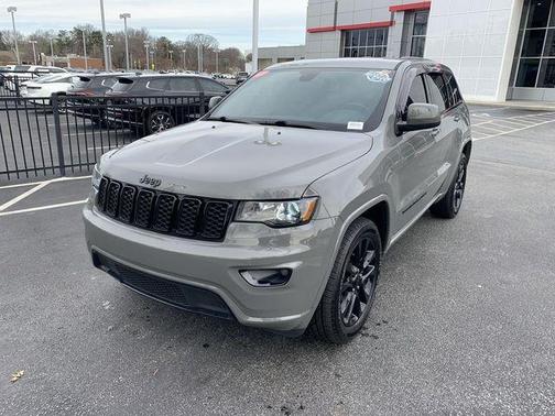 2020 Jeep Grand Cherokee Altitude