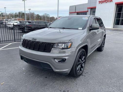 2020 Jeep Grand Cherokee Altitude