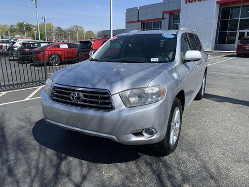 Classic Silver Metallic 2009 Toyota Highlander Limited