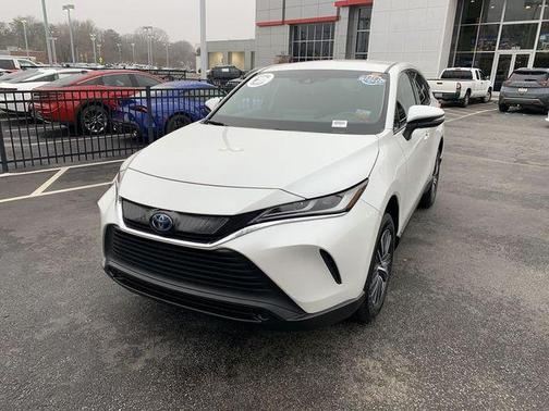 2023 Toyota Venza LE