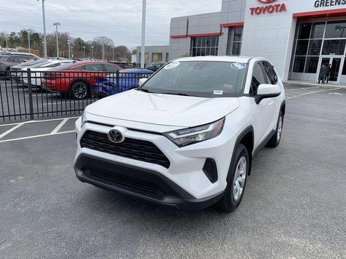 2024 Toyota RAV4 LE
