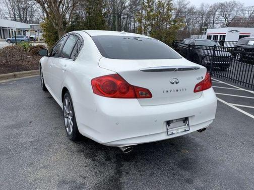 2011 INFINITI G37 Journey