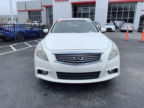 2011 INFINITI G37 Journey