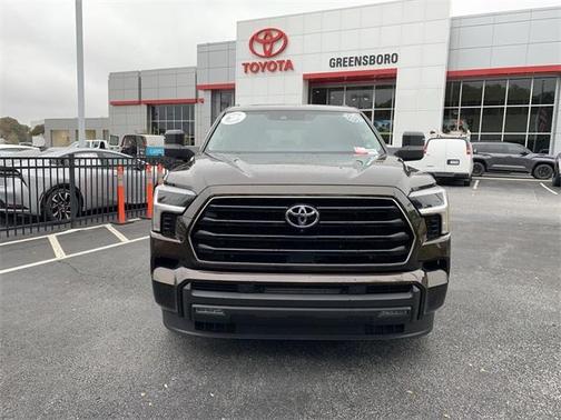 2023 Toyota Sequoia SR5