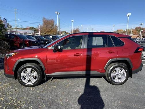 2025 Toyota RAV4 Hybrid LE