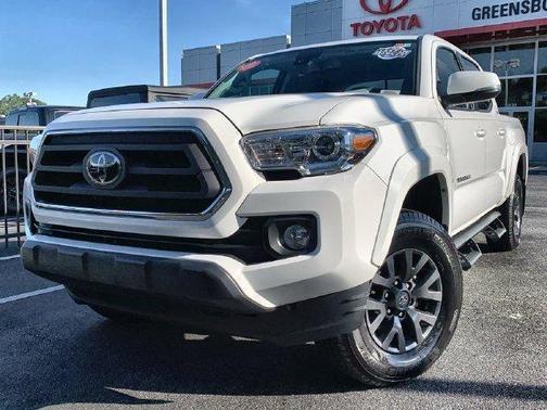 Ice Cap 2023 Toyota Tacoma SR5