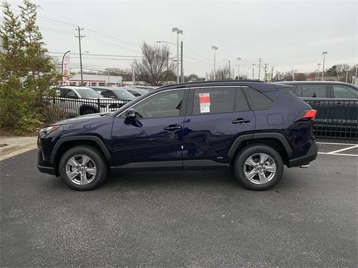 2025 Toyota RAV4 Hybrid XLE