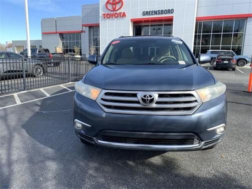 2012 Toyota Highlander SE