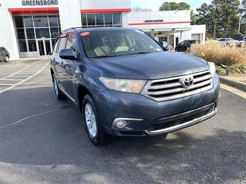 2012 Toyota Highlander SE